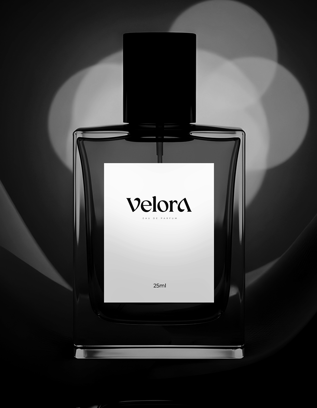 Velora wordmark on noir bottle label